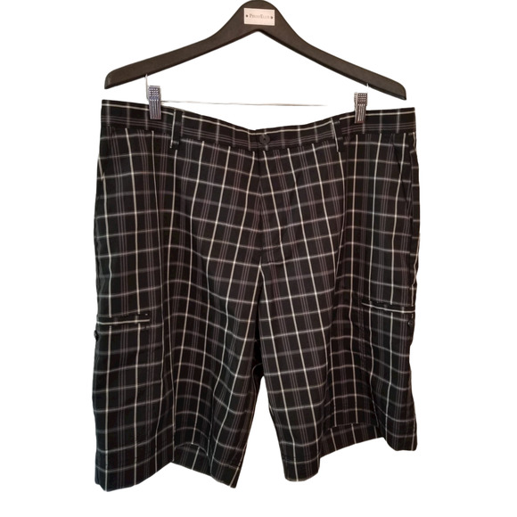 Adidas Shorts‎ Plaid Black White Men's Size 38 Inseam 11 in - Picture 2 of 8